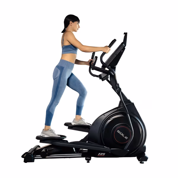 SOLE E25 Elliptical Machine